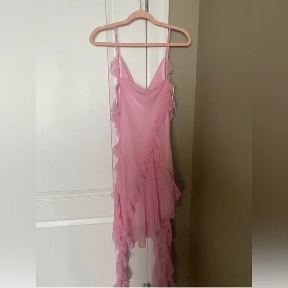 MACH & MACH Pink Ruffled Sexy Sillhoette Dress Size 4-6 Euro 42
